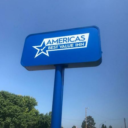 Americas Best Value Inn Woodward At 8Th St Exteriör bild